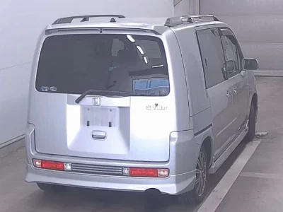 HONDA MOBILIO SPIKE