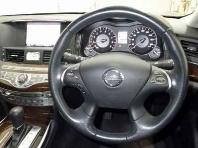 NISSAN FUGA
