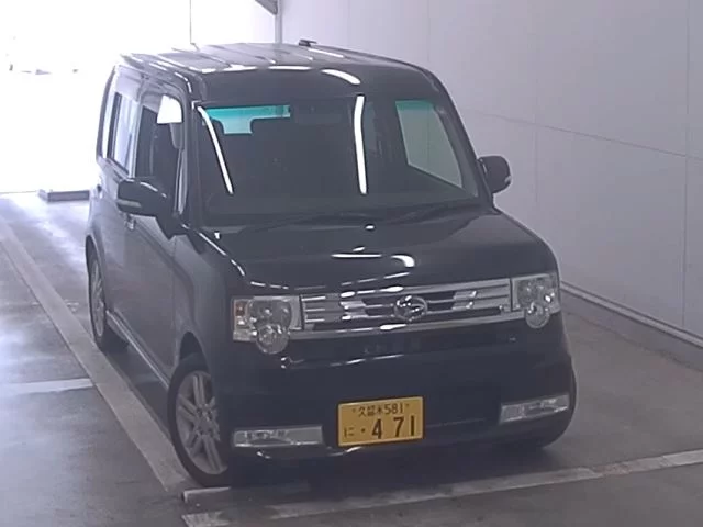 Daihatsu Move Conte  с аукциона в Японии