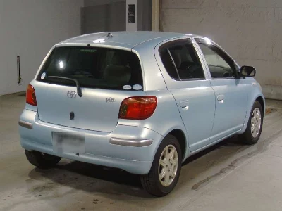 TOYOTA VITZ