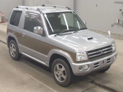 MITSUBISHI PAJERO MINI