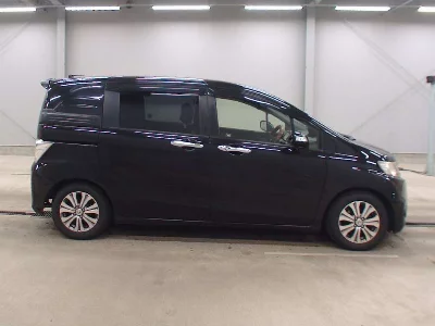 Honda Freed Spike
