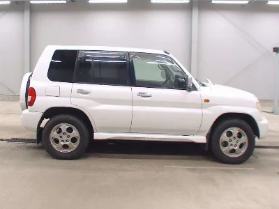 MITSUBISHI PAJERO IO
