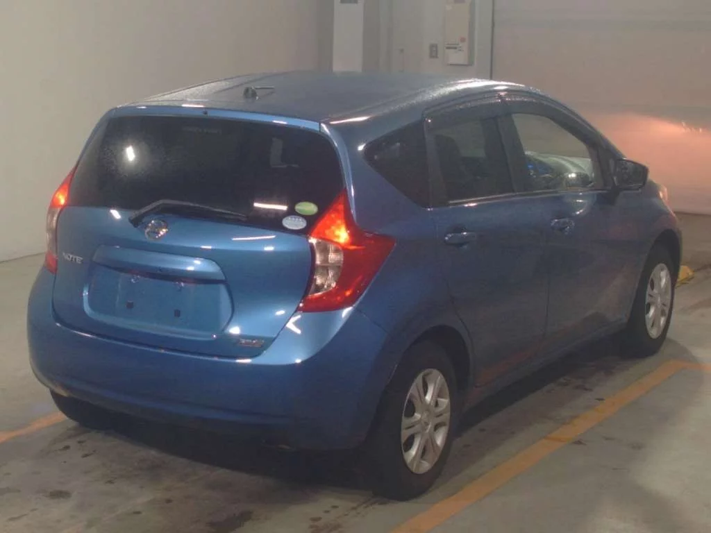 Nissan Note  с аукциона в Японии
