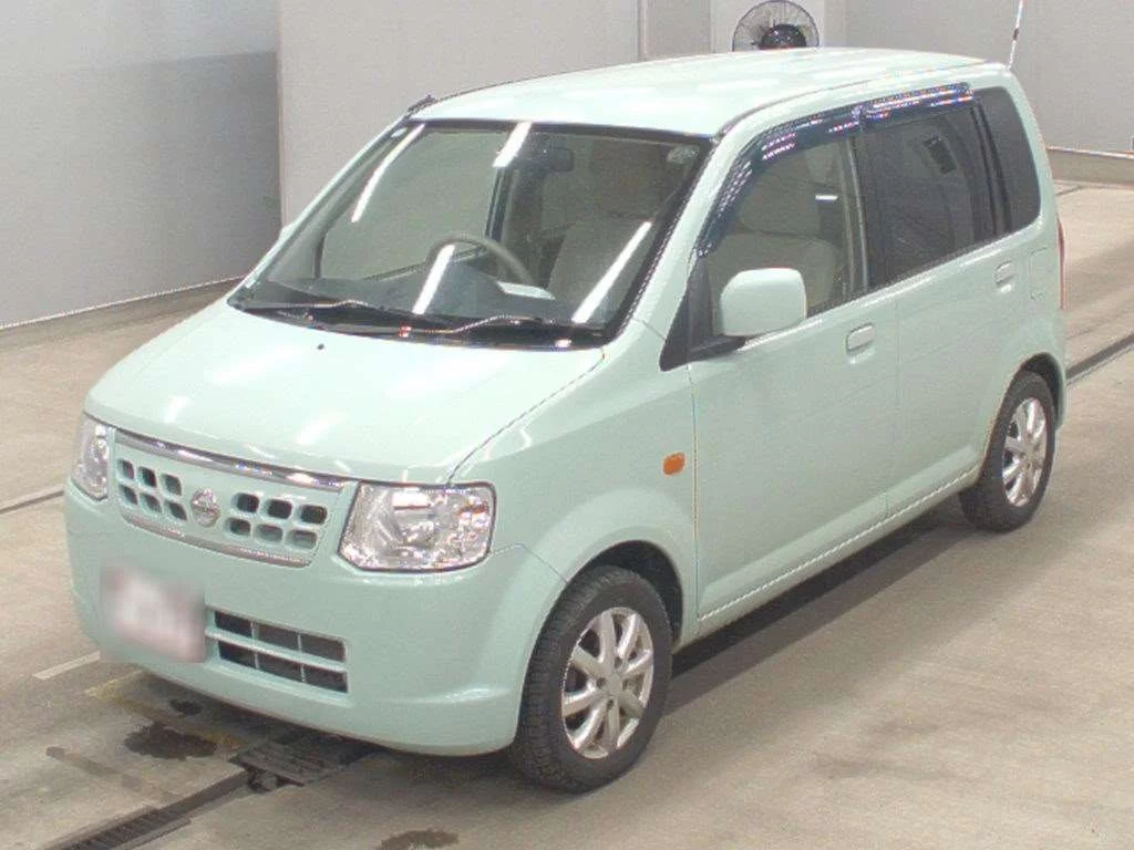 Nissan Otti  с аукциона в Японии