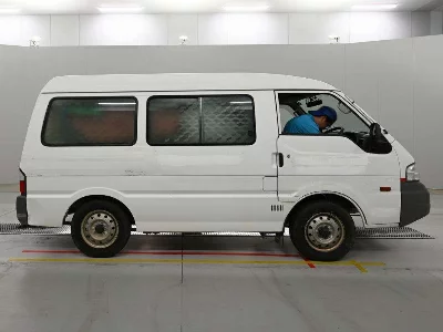 MAZDA BONGO VAN