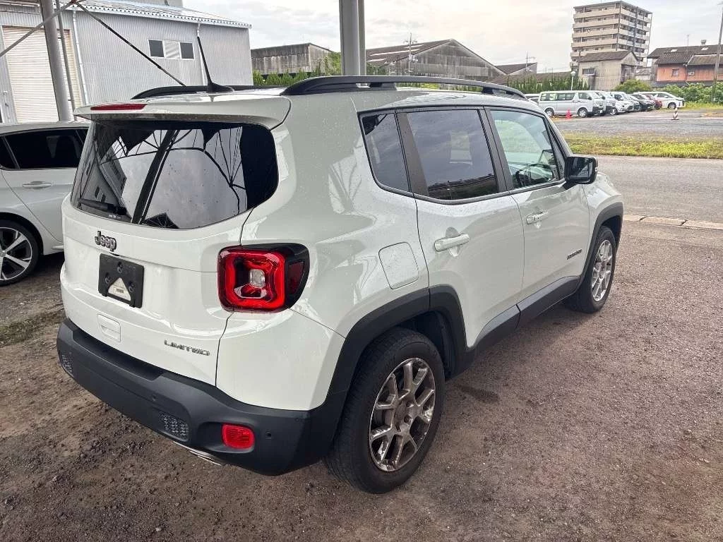Jeep Renegade  с аукциона в Японии