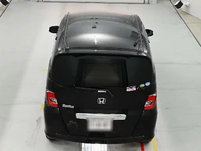 Honda Freed Spike