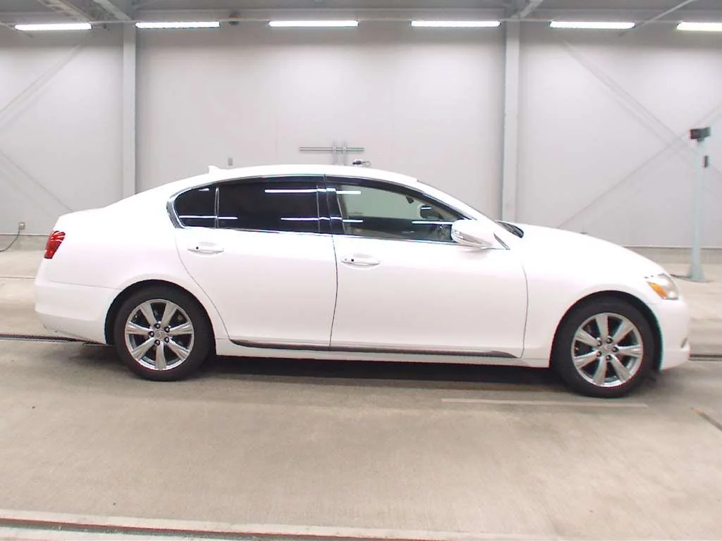 Lexus GS  с аукциона в Японии