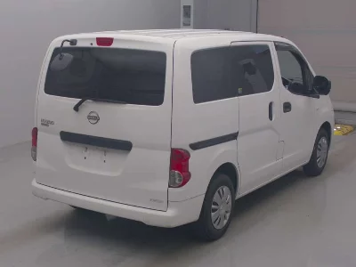 Nissan NV200 VANETTE VAN