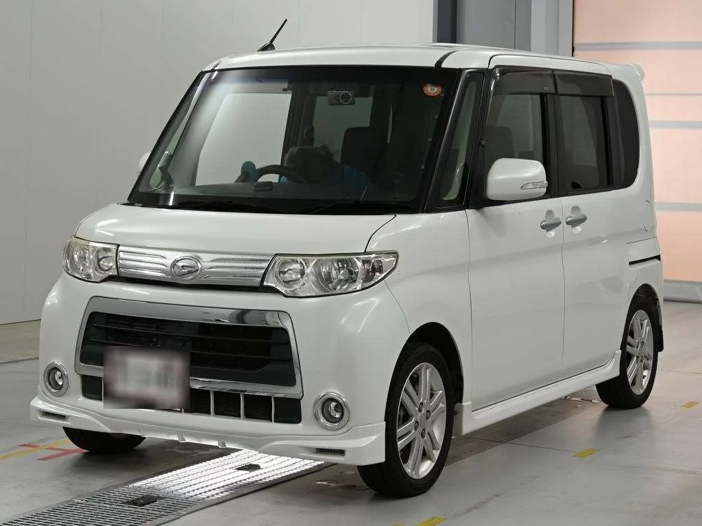 Daihatsu Tanto  с аукциона в Японии
