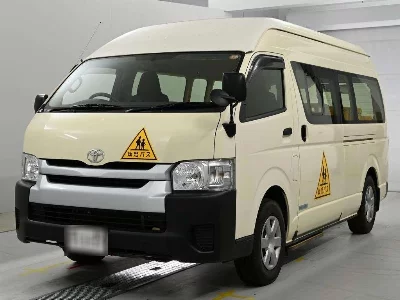 Toyota HiAce Commuter
