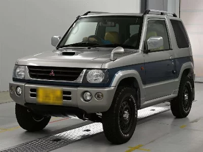 MITSUBISHI PAJERO MINI