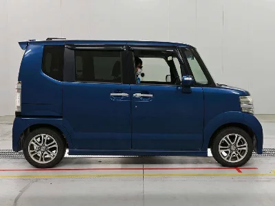 HONDA N BOX CUSTOM