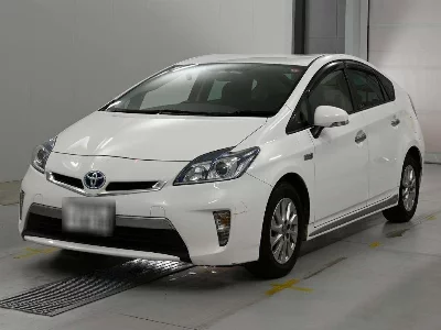 Toyota Prius PHV