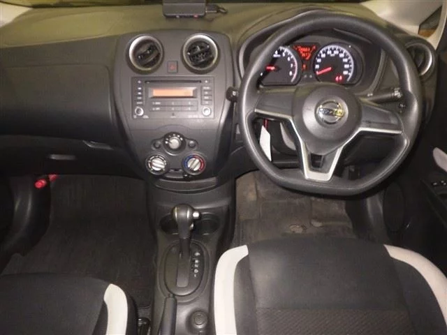 Nissan Note  с аукциона в Японии