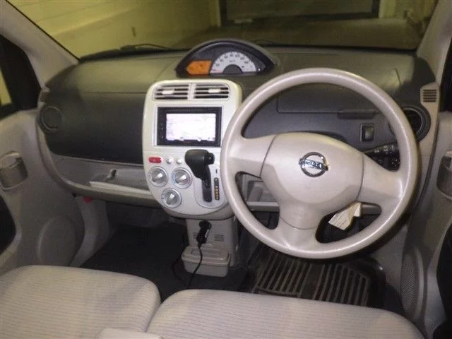 Nissan Otti  с аукциона в Японии