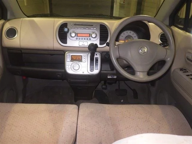 Nissan Moco  с аукциона в Японии