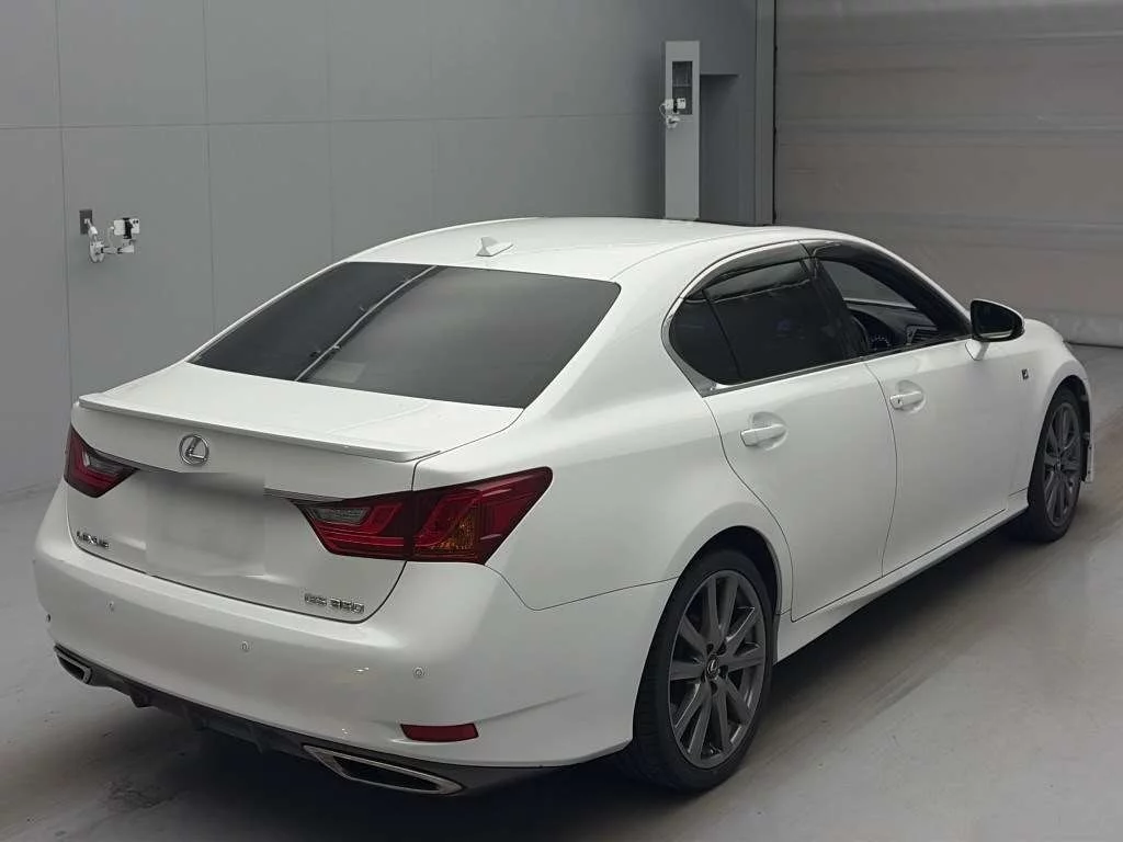 Lexus GS  с аукциона в Японии