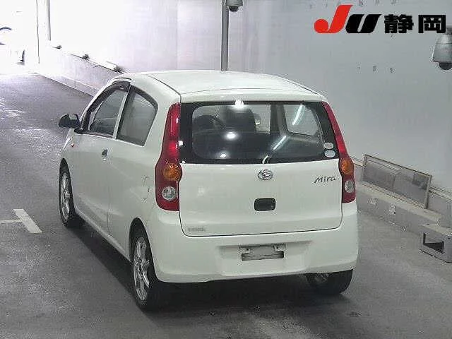 Daihatsu Mira  с аукциона в Японии