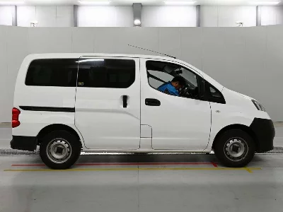 Nissan NV200 VANETTE VAN