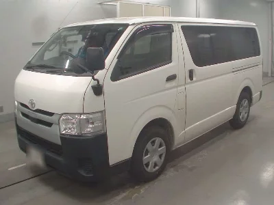 TOYOTA HIACE VAN