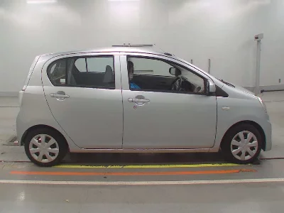 TOYOTA PIXIS EPOCH