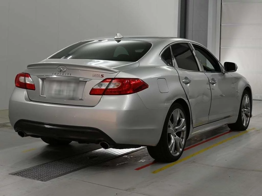 Nissan Fuga  с аукциона в Японии