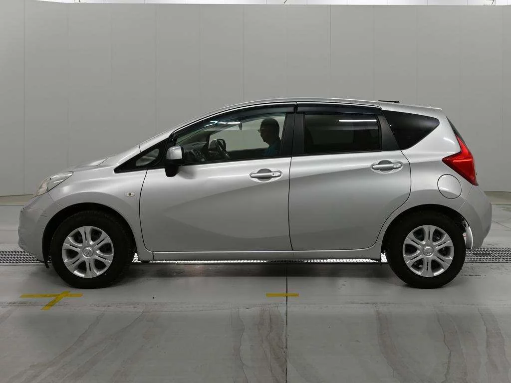 Nissan Note  с аукциона в Японии