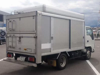 Isuzu Elf