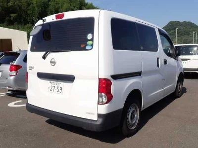 Nissan NV200 VANETTE VAN