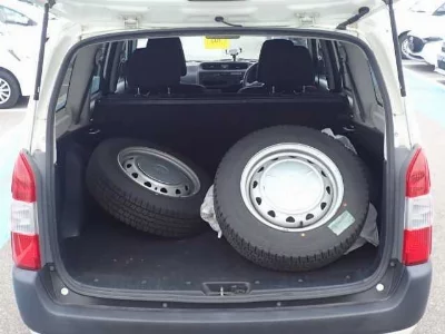 Toyota SUCCEED VAN