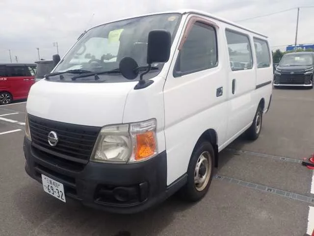 Nissan Caravan  с аукциона в Японии