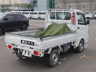 Mazda Scrum Truck