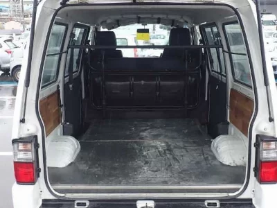Mazda Bongo Van