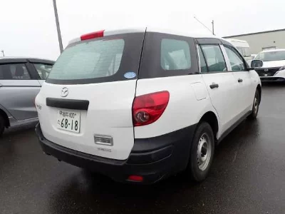 MAZDA FAMILIA VAN