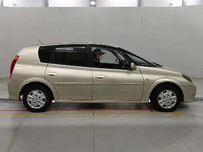 Toyota Opa