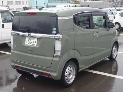 Honda N-Box Slash