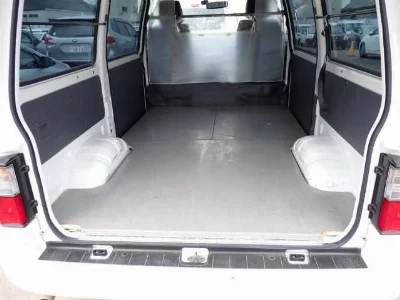 MAZDA BONGO VAN
