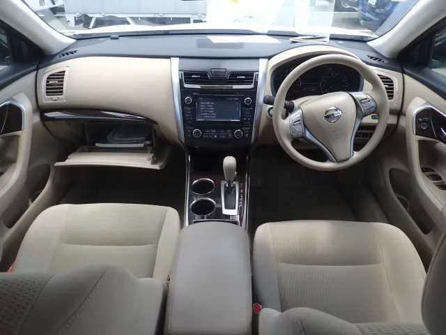 Nissan Teana  с аукциона в Японии