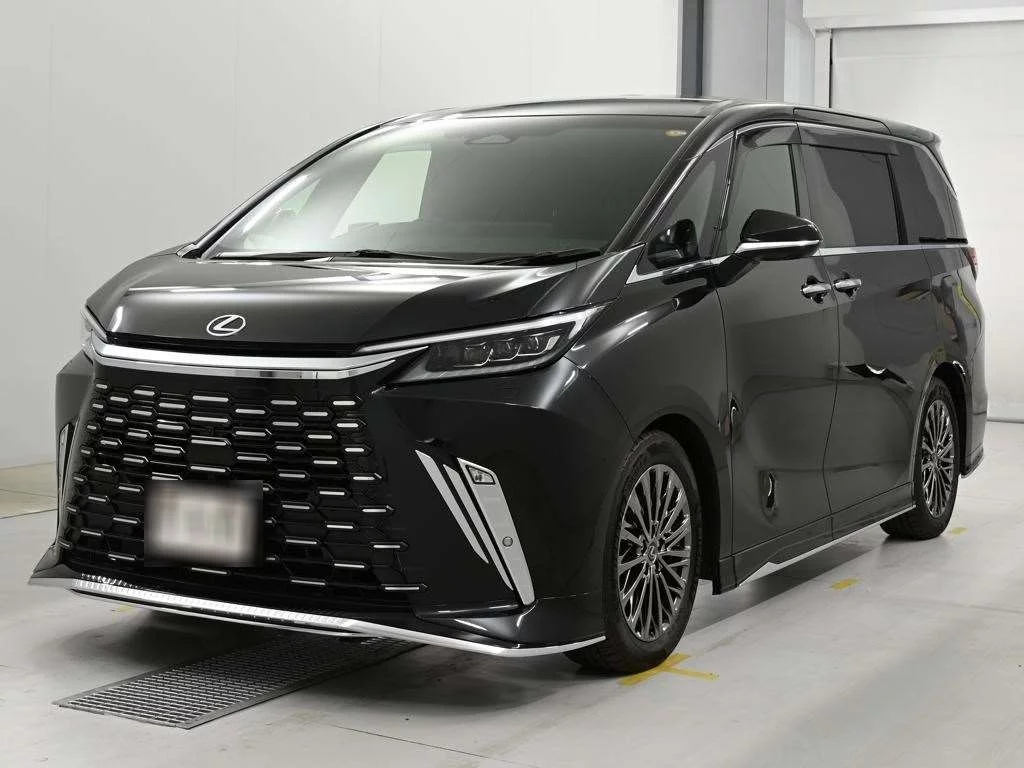 Lexus LM500h  с аукциона в Японии