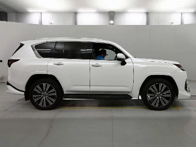 Lexus LX570