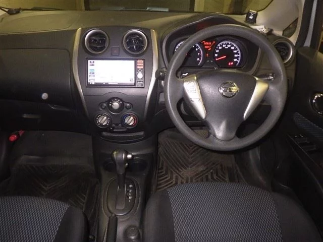 Nissan Note  с аукциона в Японии