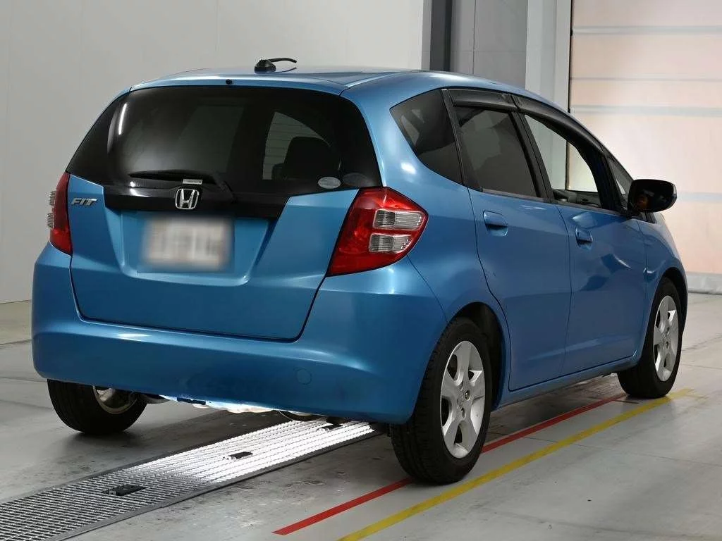 Honda Fit  с аукциона в Японии