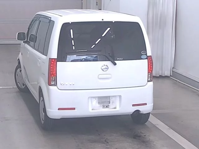 Nissan Otti  с аукциона в Японии