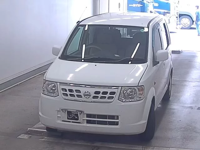 Nissan Otti  с аукциона в Японии