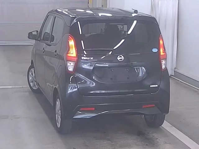 Nissan Dayz  с аукциона в Японии