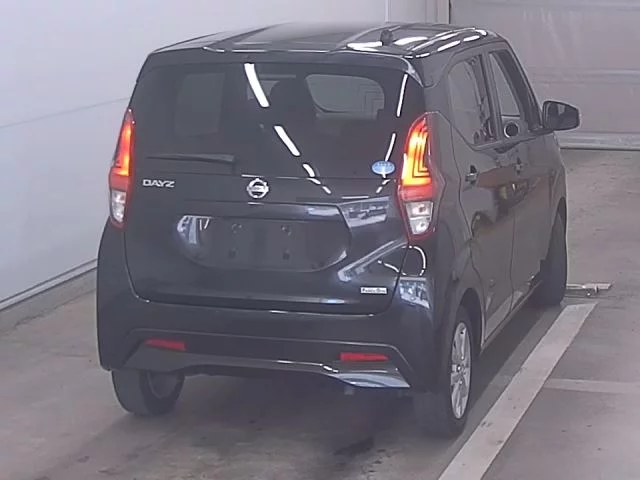 Nissan Dayz  с аукциона в Японии
