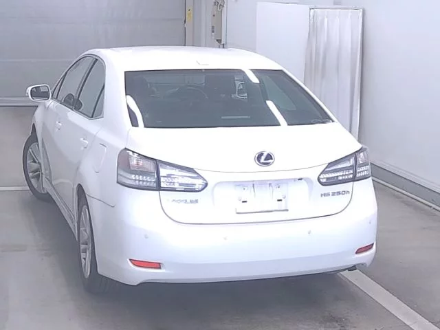 Lexus HS250h  с аукциона в Японии