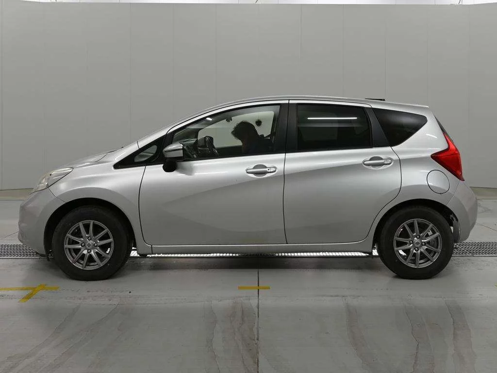 Nissan Note  с аукциона в Японии